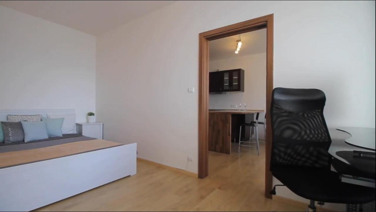 Apartment Julie Прага Екстер'єр фото