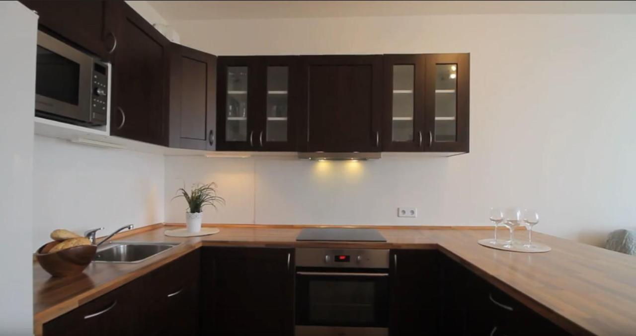 Apartment Julie Прага Екстер'єр фото